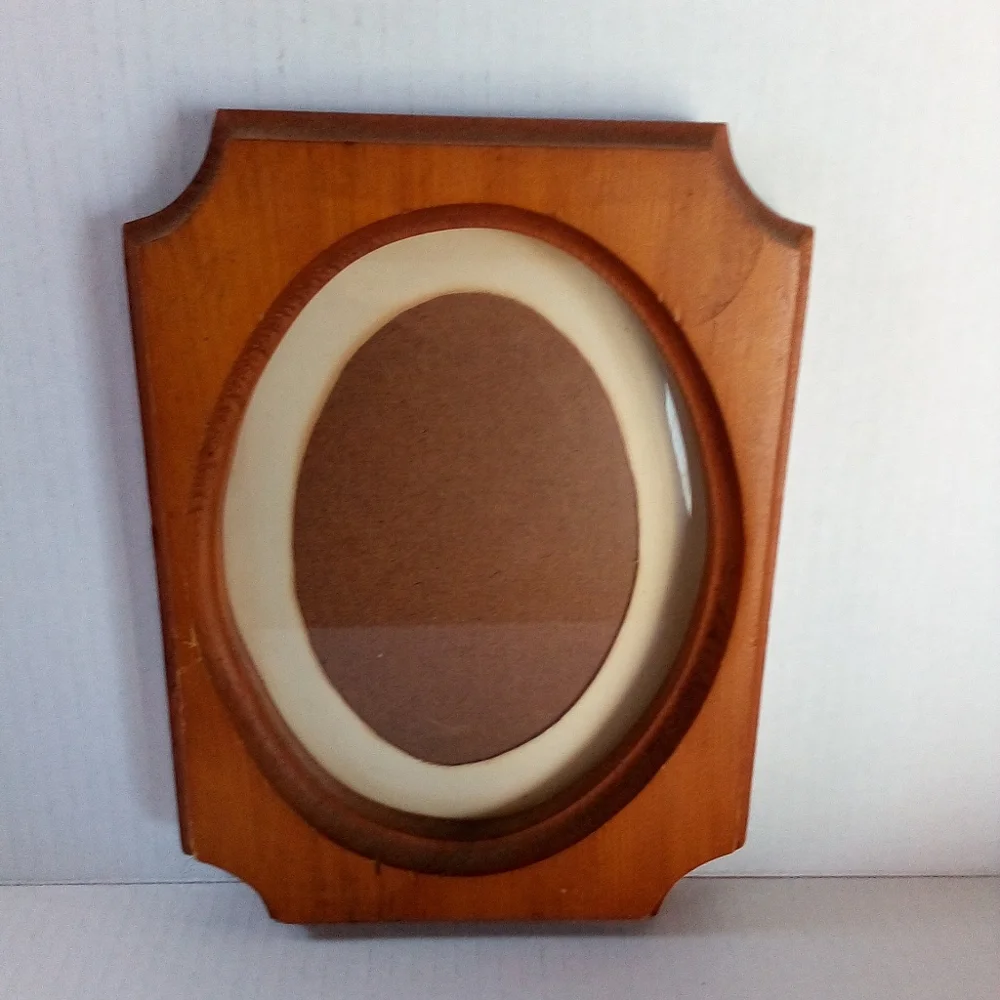 Vintage real wood 5x7 picture frame